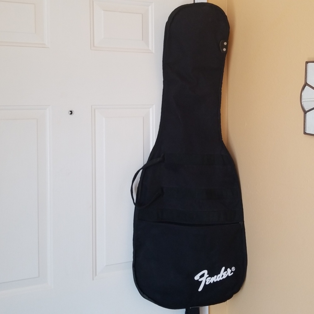 Fender soft guitar case 31X 41 "length